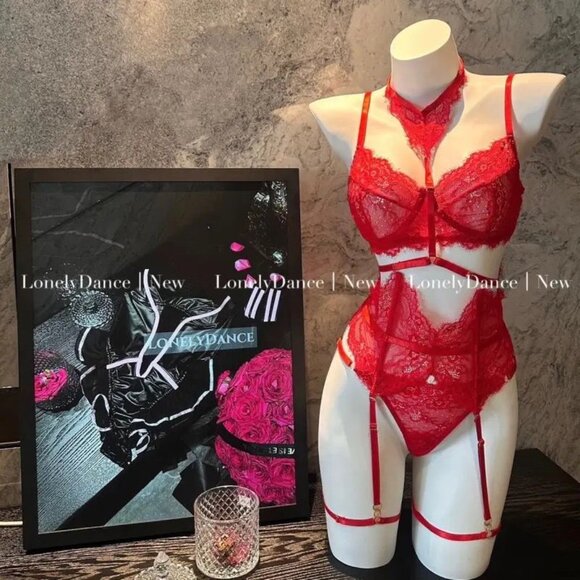 [MOONBLUSH] Midnight Rose - Picture 3 of 5